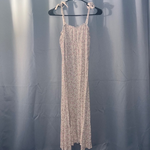 Flower dress - Picture 1 of 2